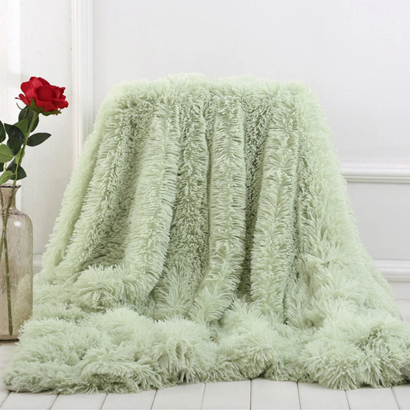 BeddingOutlet Shaggy Throw Blanket Super Soft Plush Bed Cover Fluffy Faux Fur Blanket Fleece Blankets for Beds Couch Sofa manta
