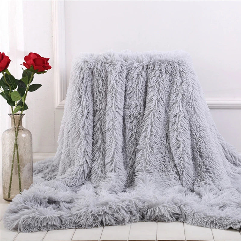 BeddingOutlet Shaggy Throw Blanket Super Soft Plush Bed Cover Fluffy Faux Fur Blanket Fleece Blankets for Beds Couch Sofa manta