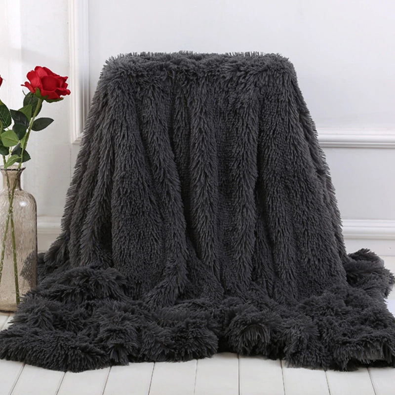 BeddingOutlet Shaggy Throw Blanket Super Soft Plush Bed Cover Fluffy Faux Fur Blanket Fleece Blankets for Beds Couch Sofa manta