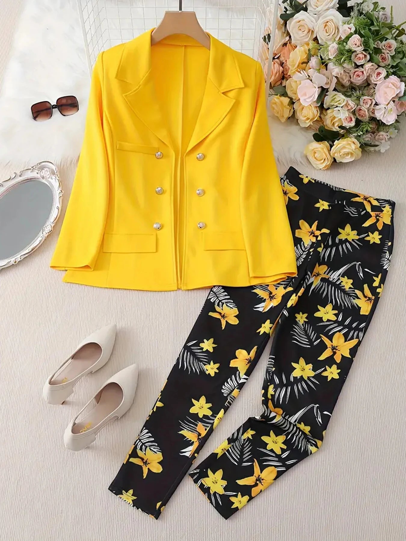 Women's Business and Leisure Two-Piece Suit Set, Solid Color Long Sleeved Double Breasted Suit Jacket and Floral Printed High Wa