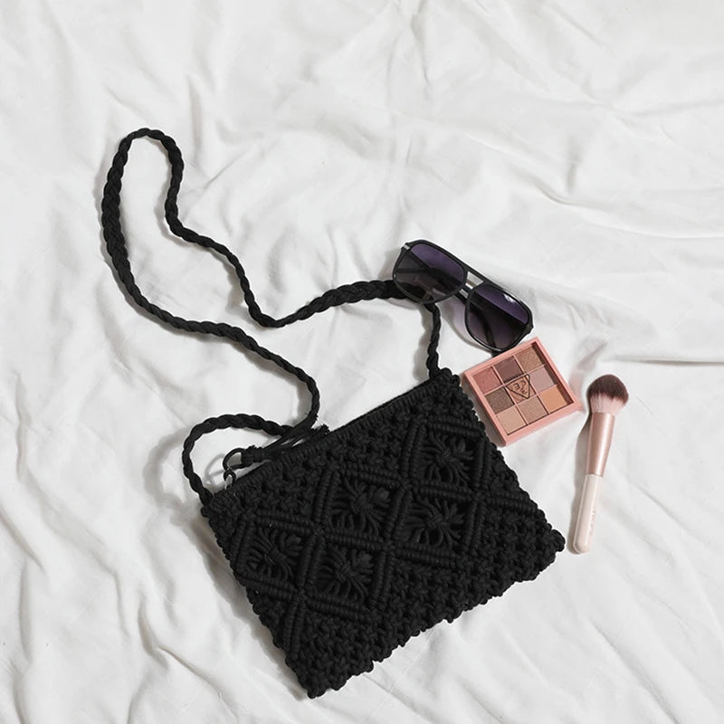 Women Summer Straw Messenger Bag Hollow Out Woven Fashion Shoulder Bag Beach Tassel Designer Crossbody Travel Bag bolsa feminina