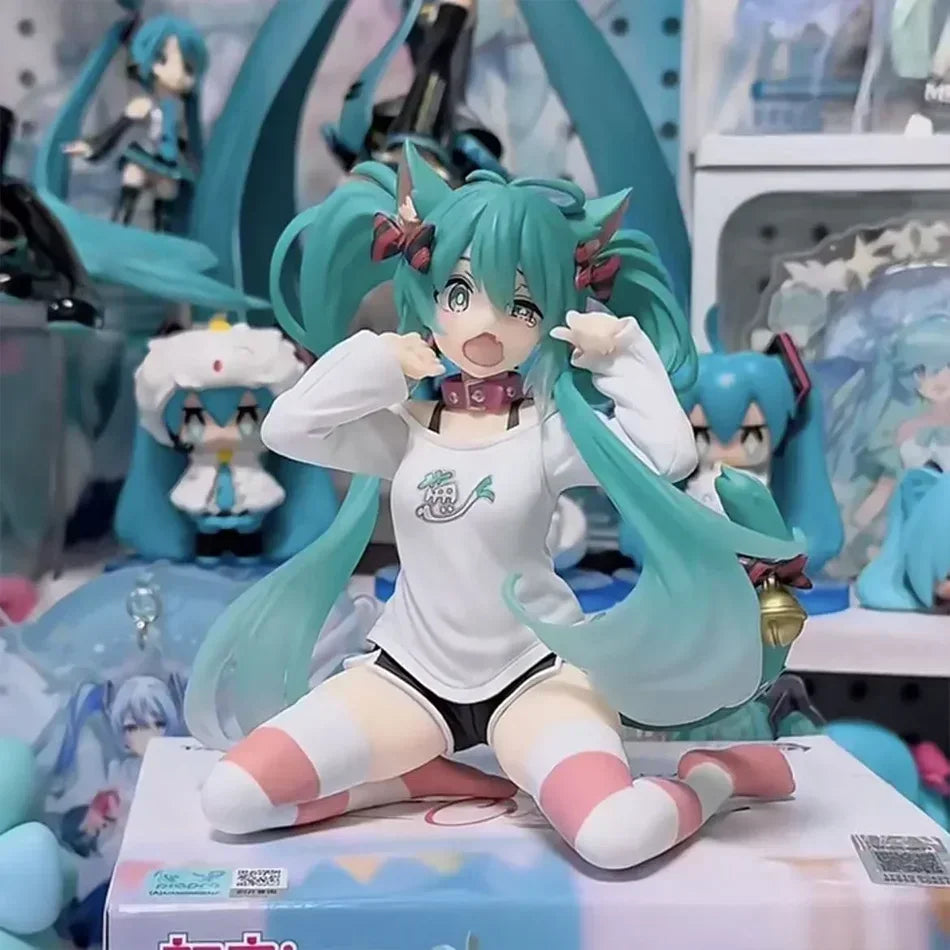 In Stock Hatsune Miku Nekomimi T-Shirt Ver. Vocaloid Collectible Anime Figure Model Toys