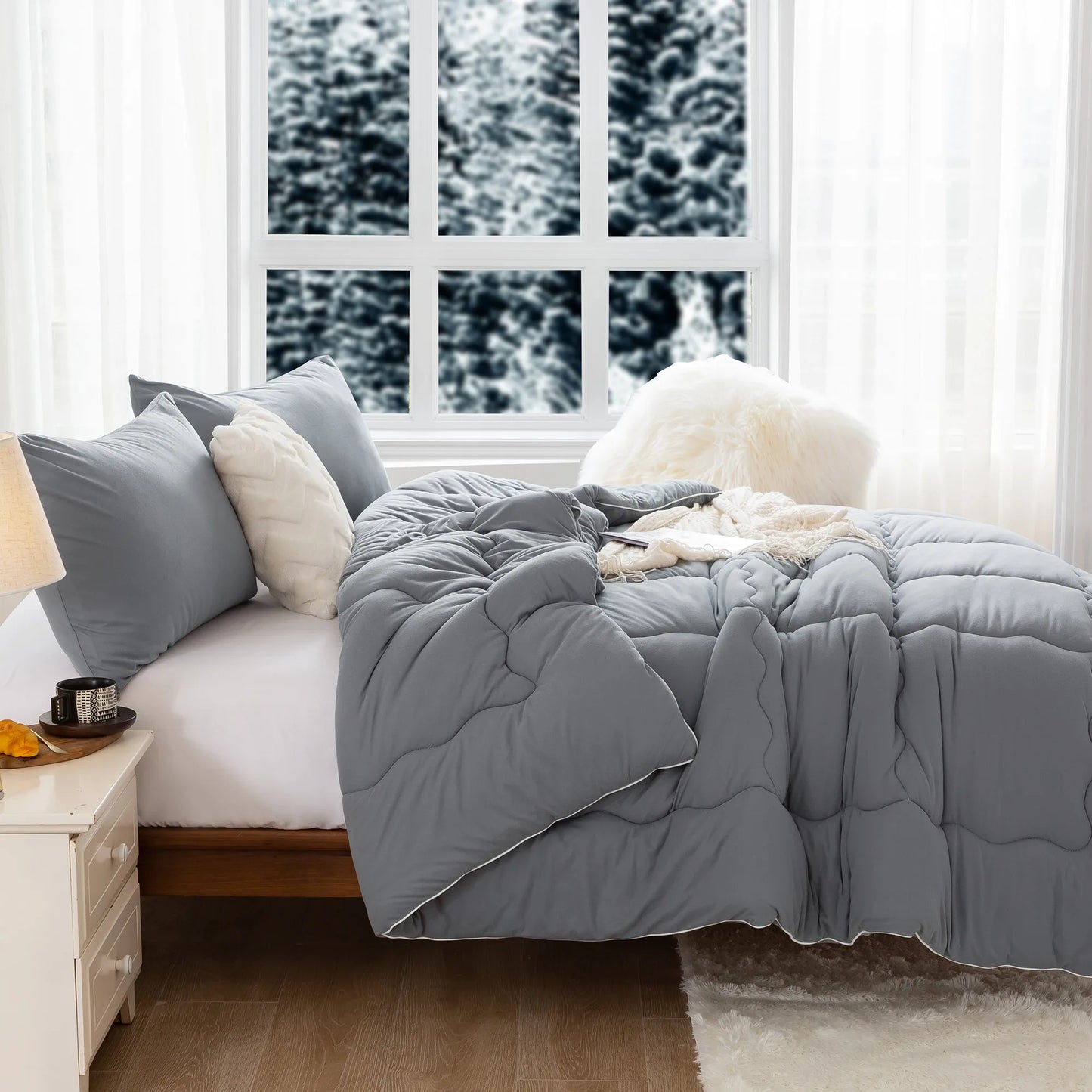 Nice Reversible Ultra-Soft Warm King Size Comforter Set, Cozy Fully Breathable Bedding 1 Down Alternative Quilt and 2 Pillowsham
