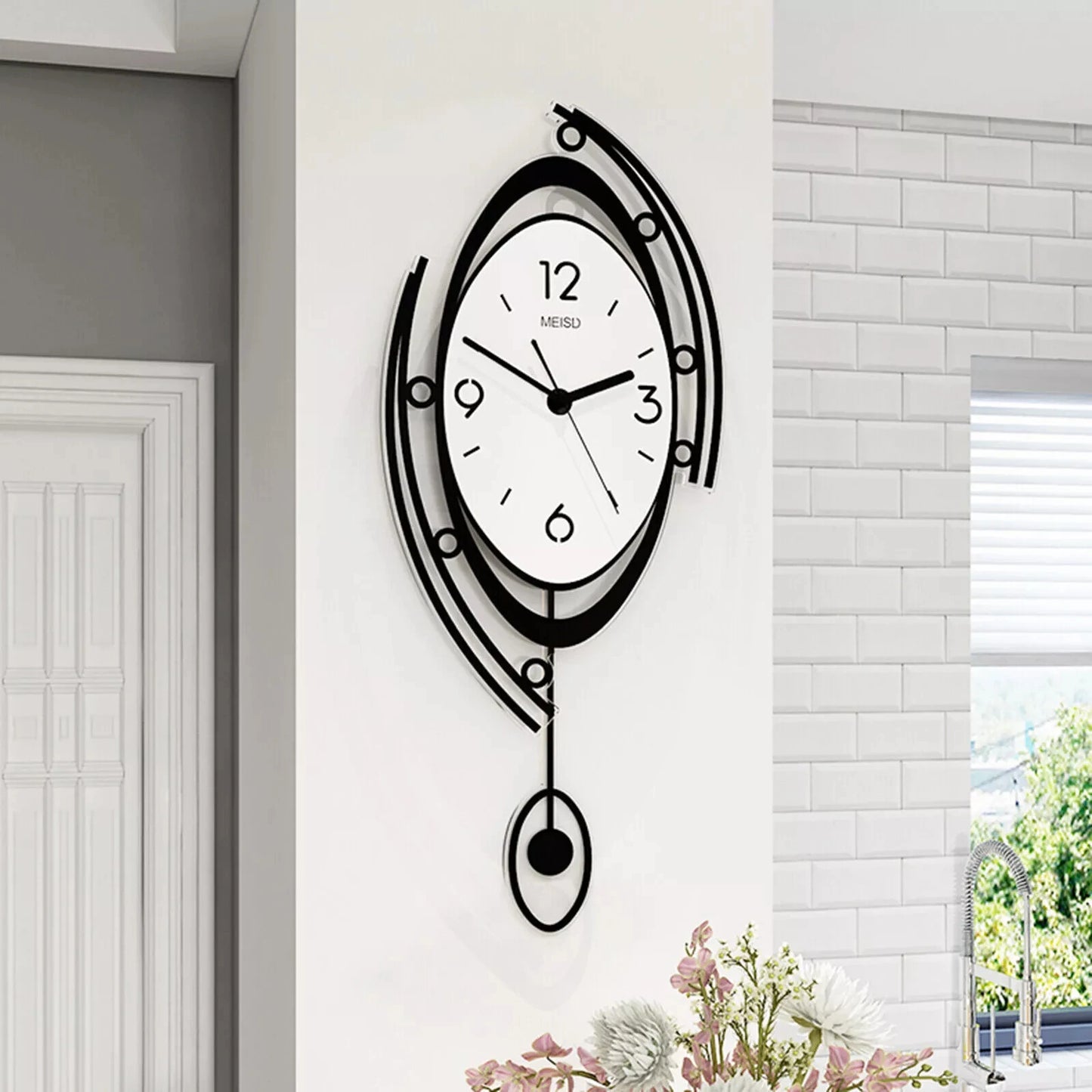 Large Nordic Round Clock: 3D Creative Design for Modern Living Room Decor