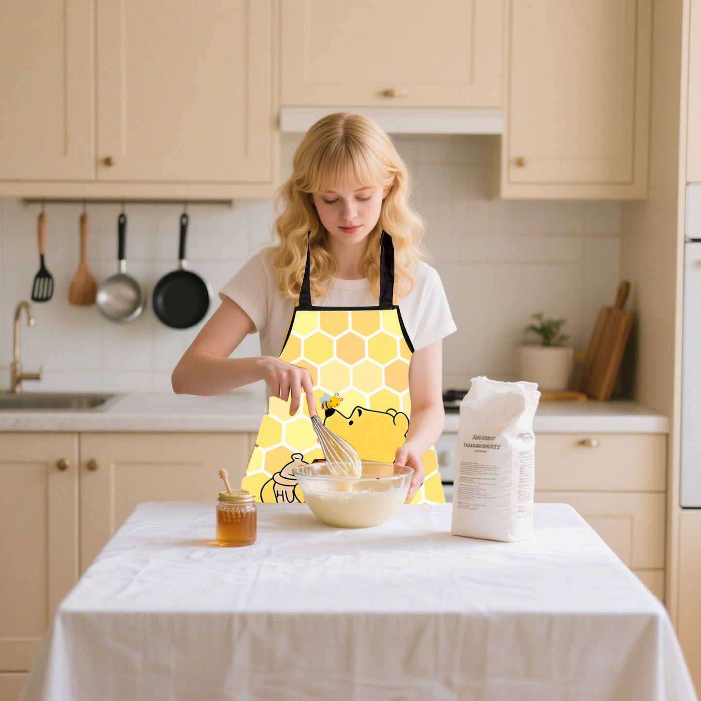 Winnie the Pooh Kitchen Set, including a cartoon apron, heat-resistant gloves, and a heat-resistant mat, bringing joy to your culinary creations., Playful Kitchenware, Cheerful Kitchen, Kitchen Gift Set