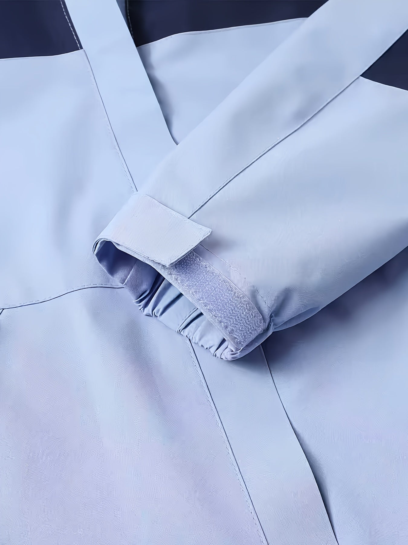 Women'S High Quality Windproof Hooded Raincoat - Lightweight Windbreaker Jacket with Full-Zip Front, Full-Zip Hooded Design, Full-Zip Pockets & Adjustable Hem - Heavy-Duty Windproof & High Quality Outerwear for Hiking, Skiing