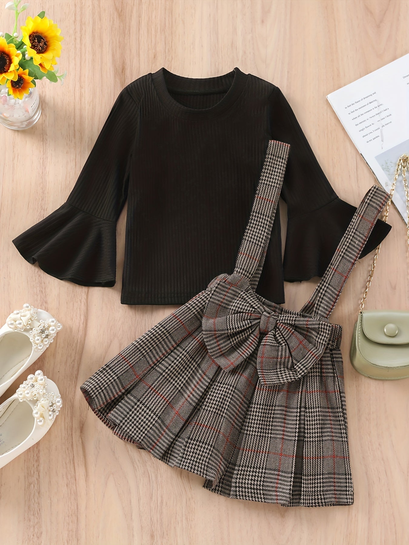 Ribbed Knit Top with Plaid Suspender Skirt Set, Kids Halloween Christmas Party Outfit, Bell Sleeve And Bow Detail