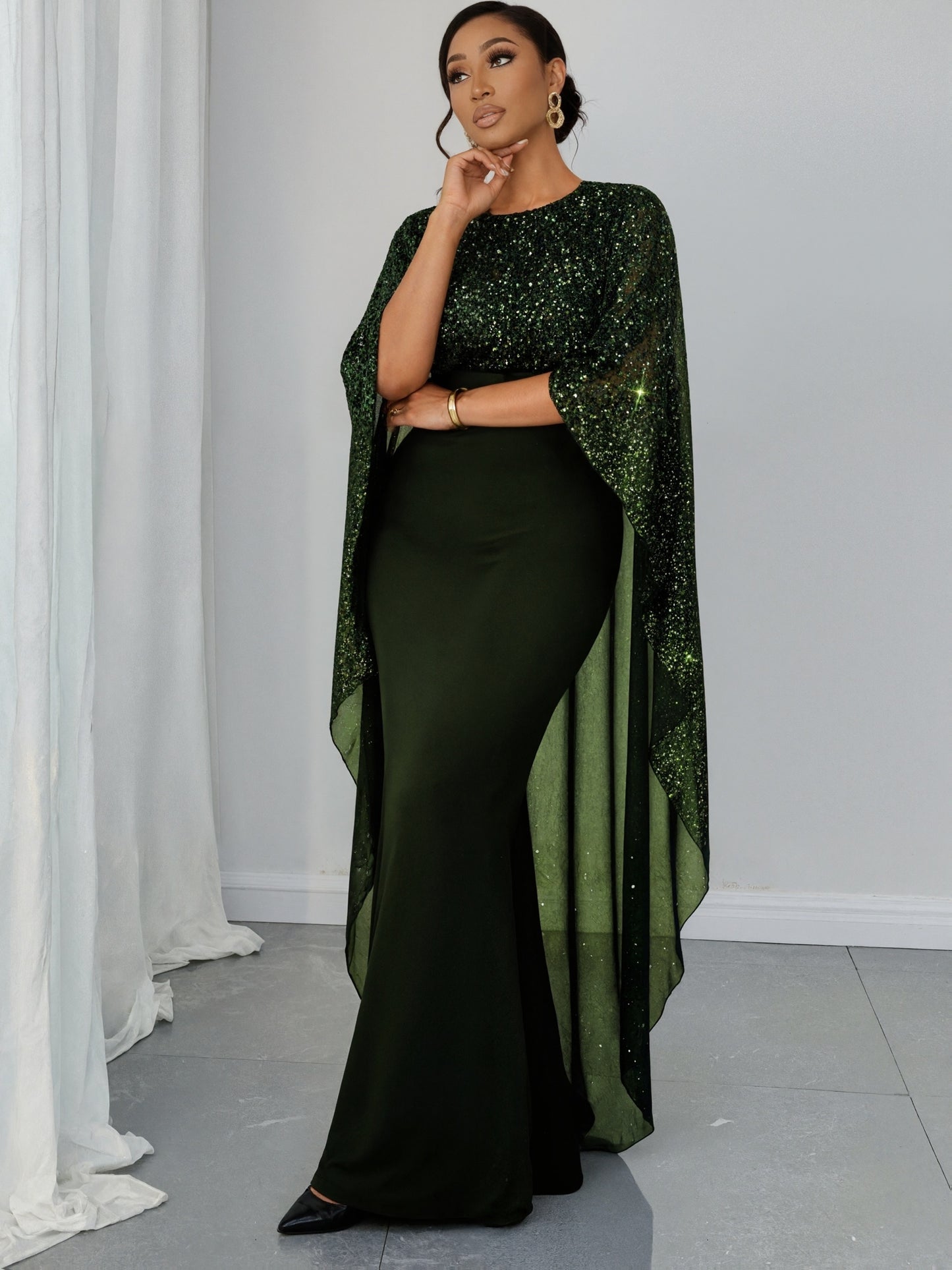 Plus Size - Plus Size - Women'S Elegant Dress with Star-Speckled Cape Sleeves - Stretchy Summer Party & Formal Attire, Plus Size Fitted Top & Flowy Skirt, Machine Washable, Elegant Outfit | Flowy Skirt Gown | Sleek Black Dres