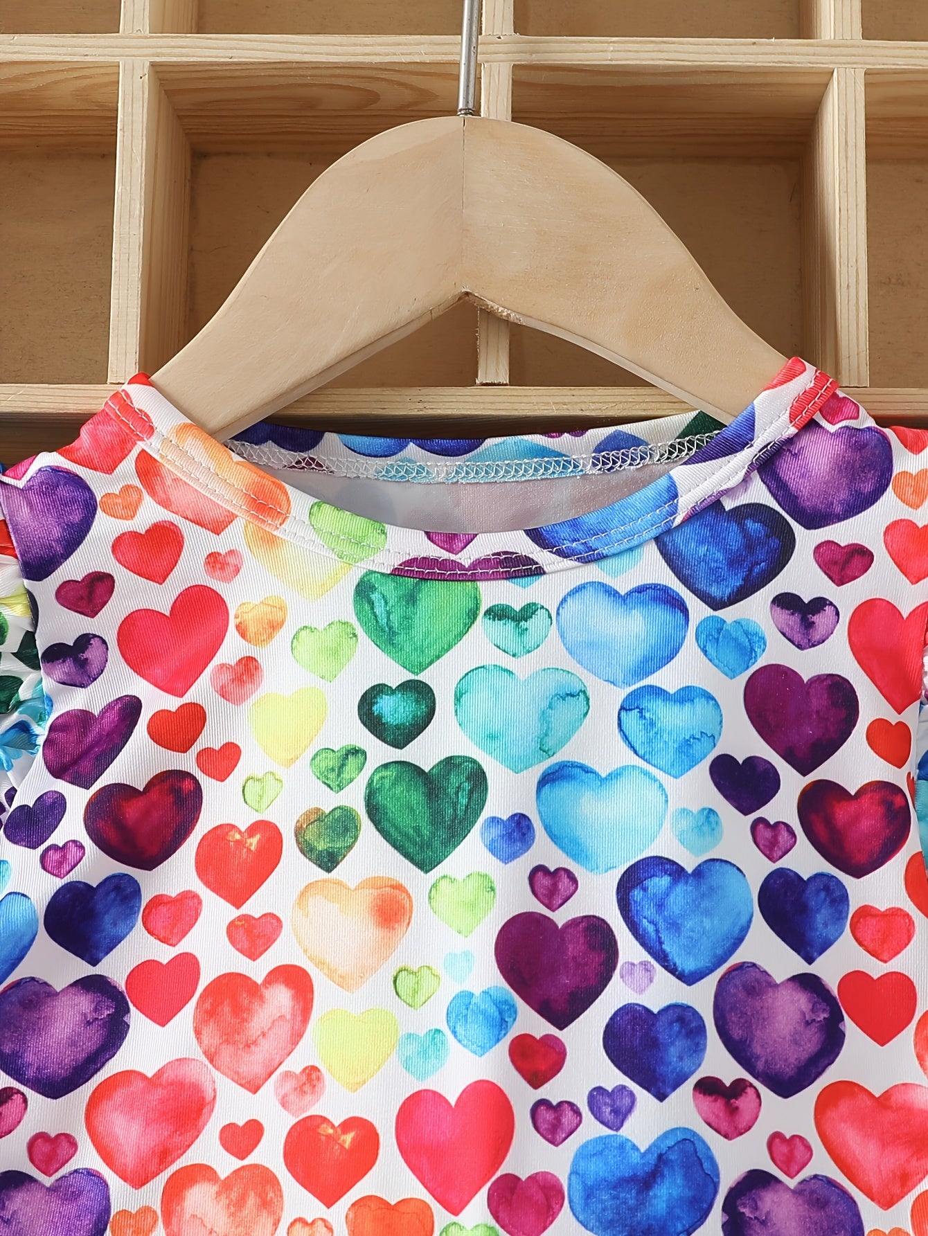 1pc Elegant Polyester Dress for Girls, Ruffled Hem Princess A-Line with Flutter Sleeves, Colorful Heart Pattern, Spring/Summer Knitwear