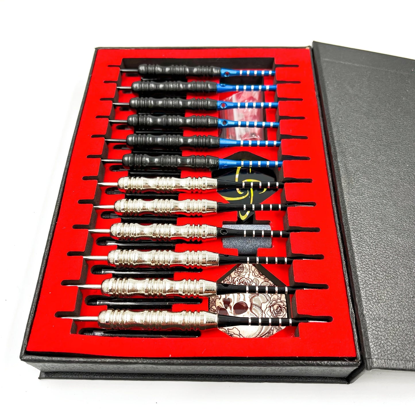 12 Darts Deluxe Gift Box with 24 Dart Wings, Iron Tip with Aluminum Alloy Shaft, Skull Dart Wings, Suitable for Indoor Club Entertainment, Sports Competitions And Casual Outdoor Games Darts Metal Tip Pop Darts Graduation Gift