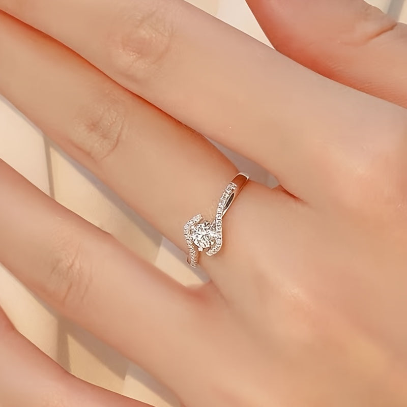 Elegant 925 sterling silver ring, hypoallergenic, celestial symbol, suitable for daily and gift occasions, Valentine's Day jewelry, with a perfect hollow design for personality