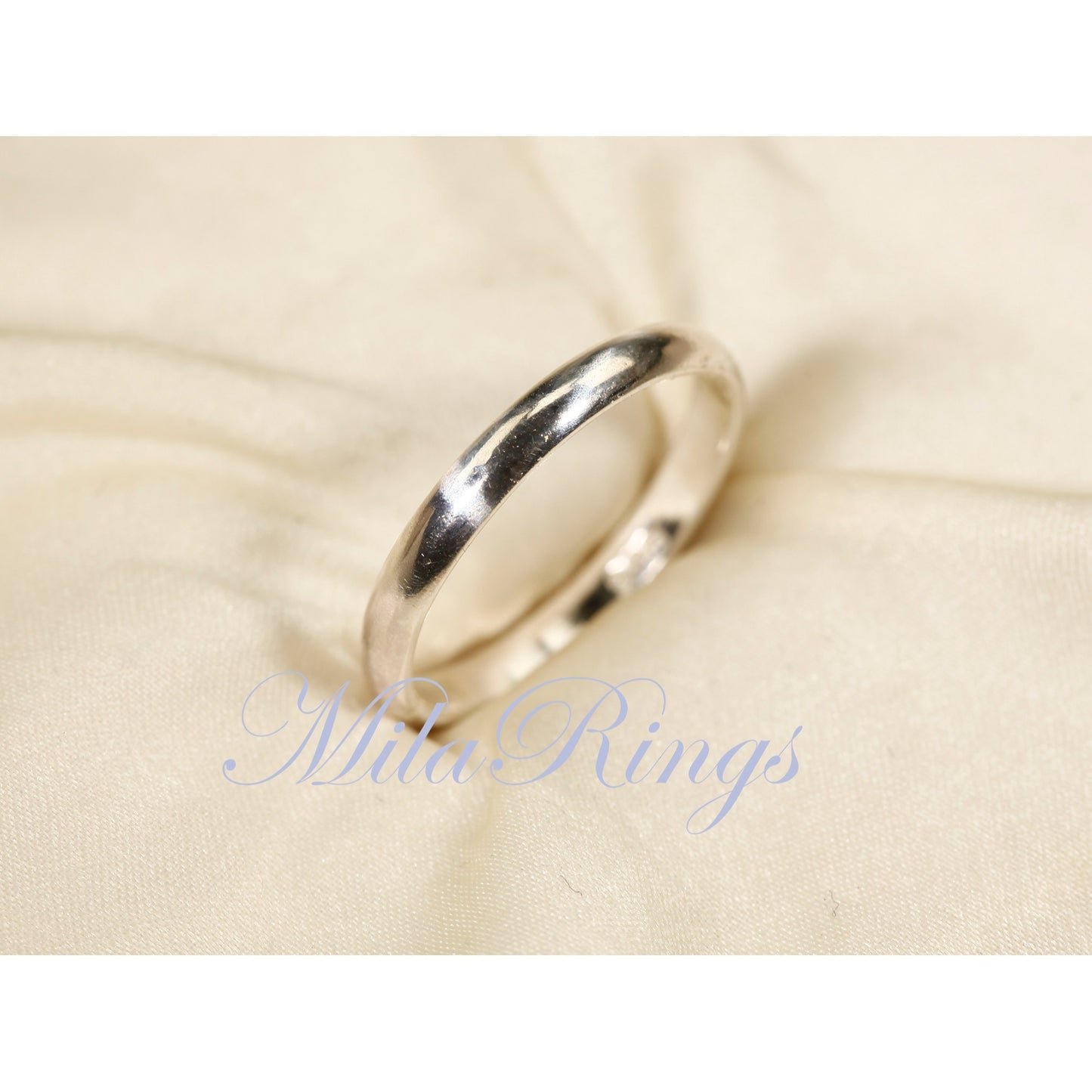 MILA8610 Handmade 925 Sterling Silver 2.6mm Width Classic Style Half Round Band, Handmade and Material Sourced in the U.S., Can be Worn Everyday Without Taking Off, Available in U.S. Standard Sizes.