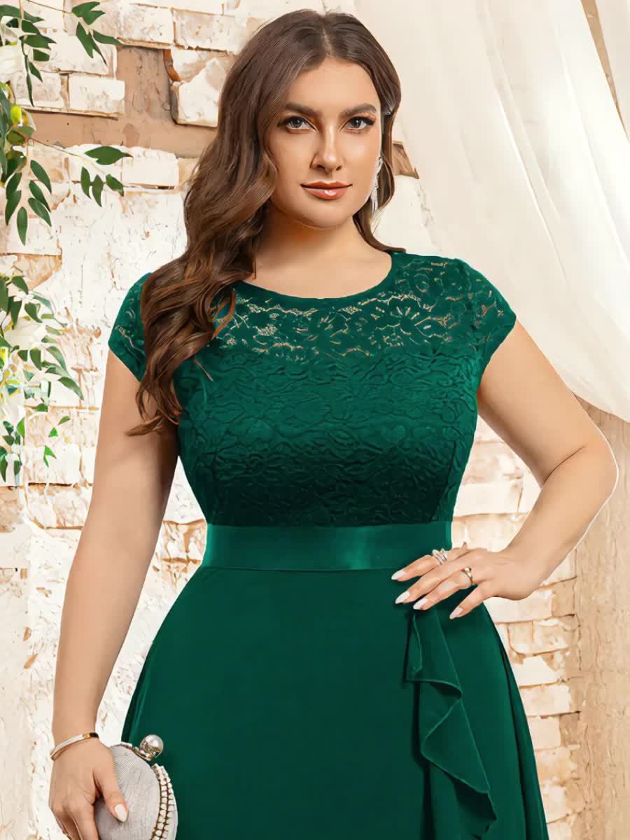 Plus Size, Women's Elegant Plus Size Bridesmaid Dress - Floor-Length Formal wedding gown with Ruffled Hem, A-Line Maxi dress in Deep Purple/, Machine Washable Chiffon for Prom, Evening Parties, Bridal Party - Structured Fit &