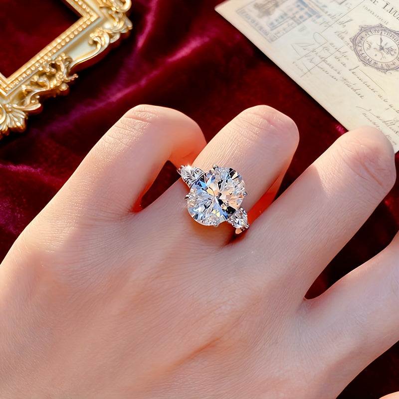 925 Silvery Shiny 3-carat Moissanite Ring, A Fashionable Women's Ring, A Daily Outfit Gift, An Anniversary Fashion Party, A Must-have Gift for A Single Party, A Family Gift, A Perfect Holiday Gift for Friends And Mom