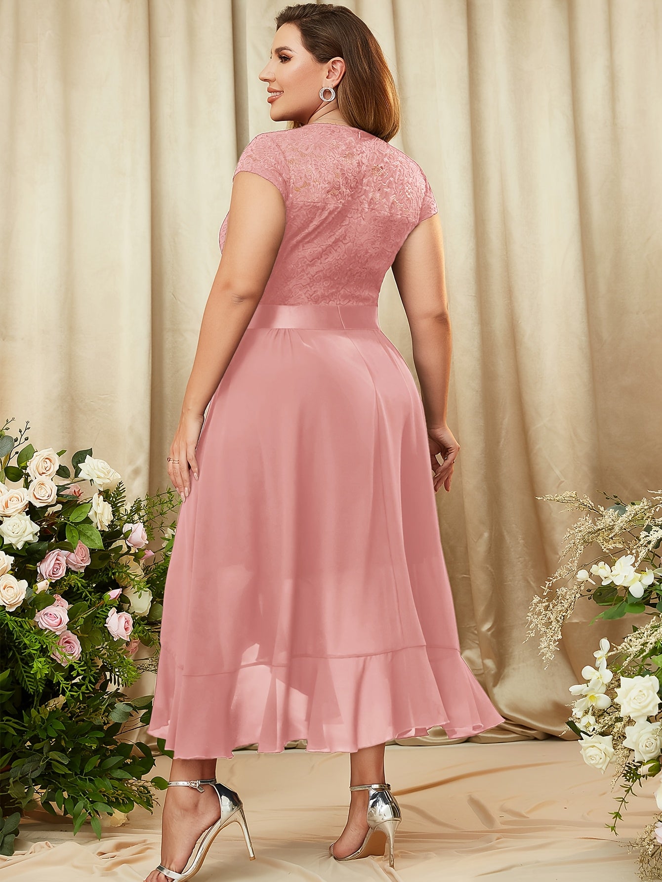 Plus Size, Women's Elegant Plus Size Bridesmaid Dress - Floor-Length Formal wedding gown with Ruffled Hem, A-Line Maxi dress in Deep Purple/, Machine Washable Chiffon for Prom, Evening Parties, Bridal Party - Structured Fit &