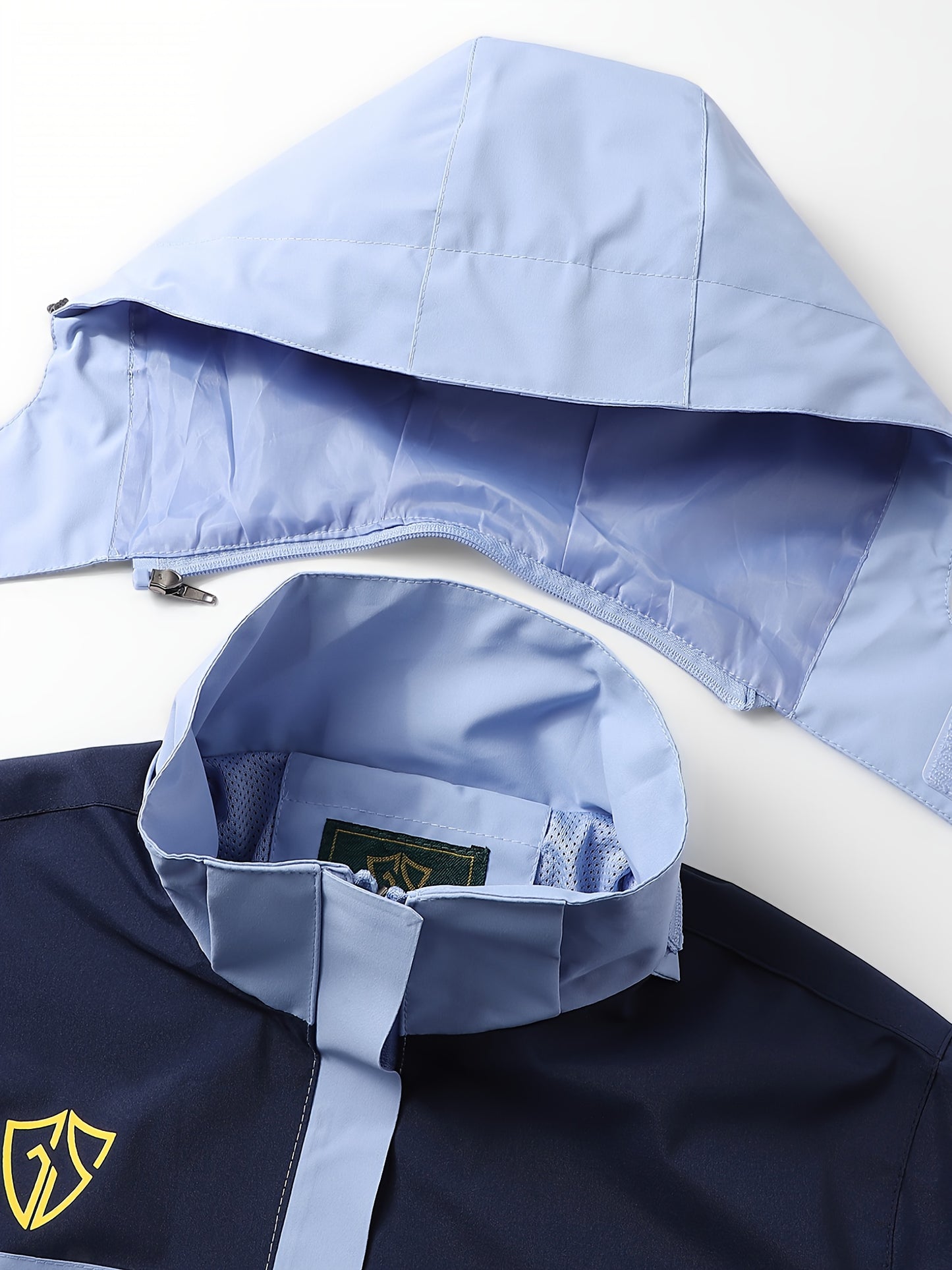 Women'S High Quality Windproof Hooded Raincoat - Lightweight Windbreaker Jacket with Full-Zip Front, Full-Zip Hooded Design, Full-Zip Pockets & Adjustable Hem - Heavy-Duty Windproof & High Quality Outerwear for Hiking, Skiing