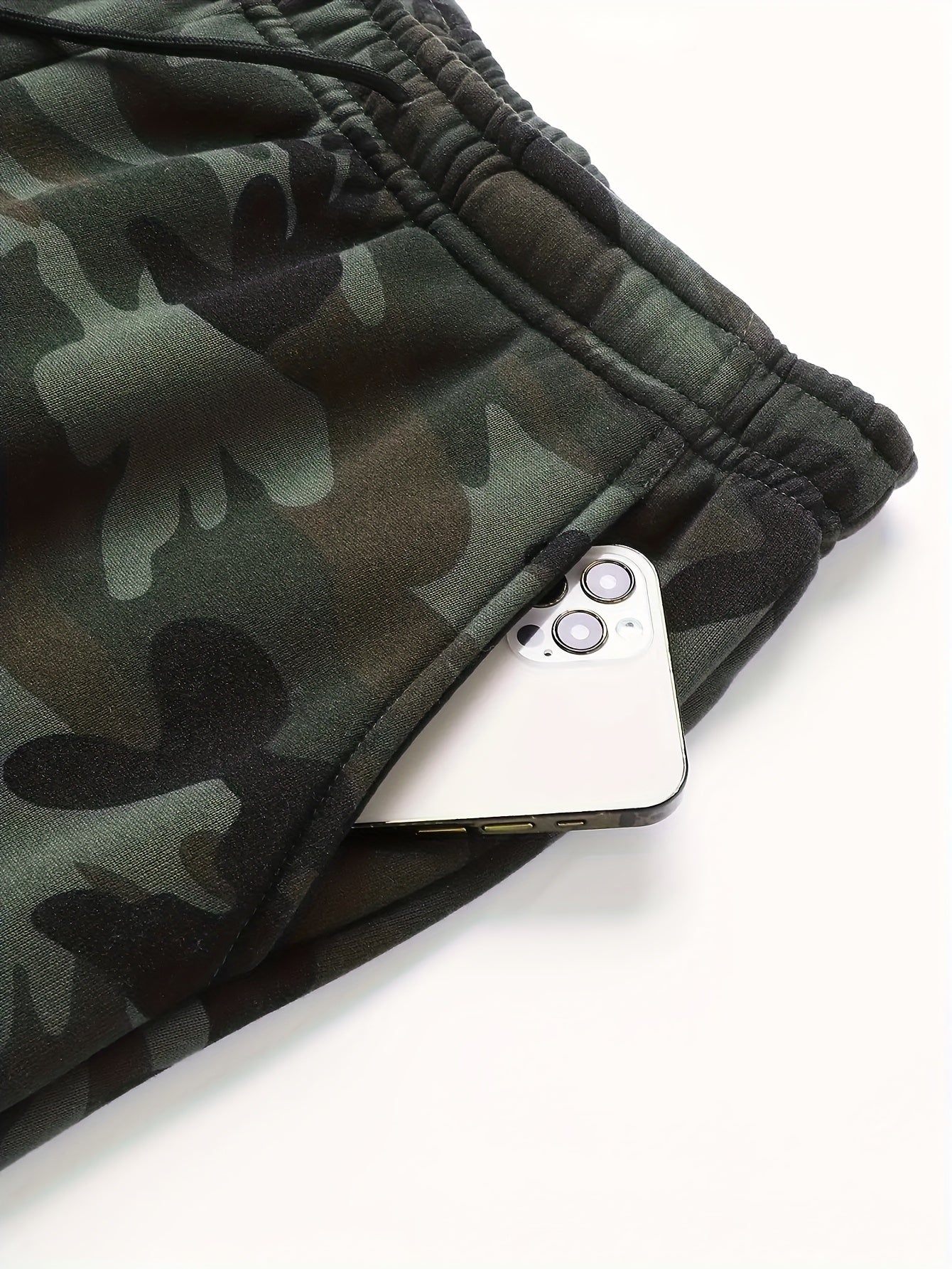 A Set of Two Men'S Casual Hooded Sweatshirts with a Camouflage Design And Kangaroo Pockets, Along with Matching Sports Trousers, Ideal for Streetwear, Outdoor Activities, Hiking, Fitness, Training, Vacations, Parties, Gifts,