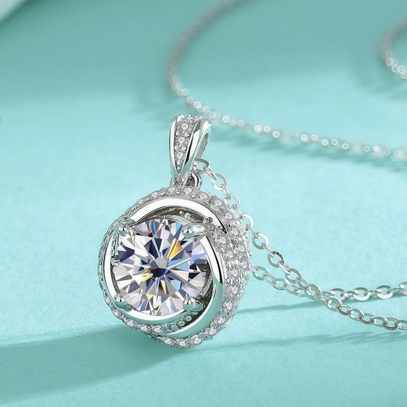 S925 Silvery 2 Carat Moissanite Fashionable And Elegant Versatile High-Quality Women'S Pendant Necklace, Suitable for Daily And Wedding Season Wear And Mother'S Day Birthday Anniversary Gift for Mother, Friend Or Girlfriend,