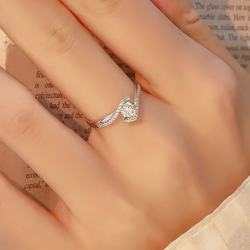 Elegant 925 sterling silver ring, hypoallergenic, celestial symbol, suitable for daily and gift occasions, Valentine's Day jewelry, with a perfect hollow design for personality