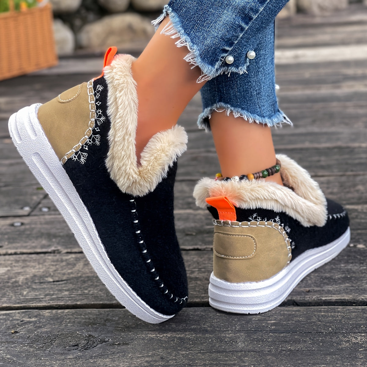 Women'S Plus Size Cozy Plush Slip-On Snow Boots with Soft Rubber Sole - Lightweight Warm Winter Boots with Cushioned Insole, Round Toe & Arch Support, Casual Outdoor Shoes for Cold Weather, Black & Brown (Canvas Lining) - Ide