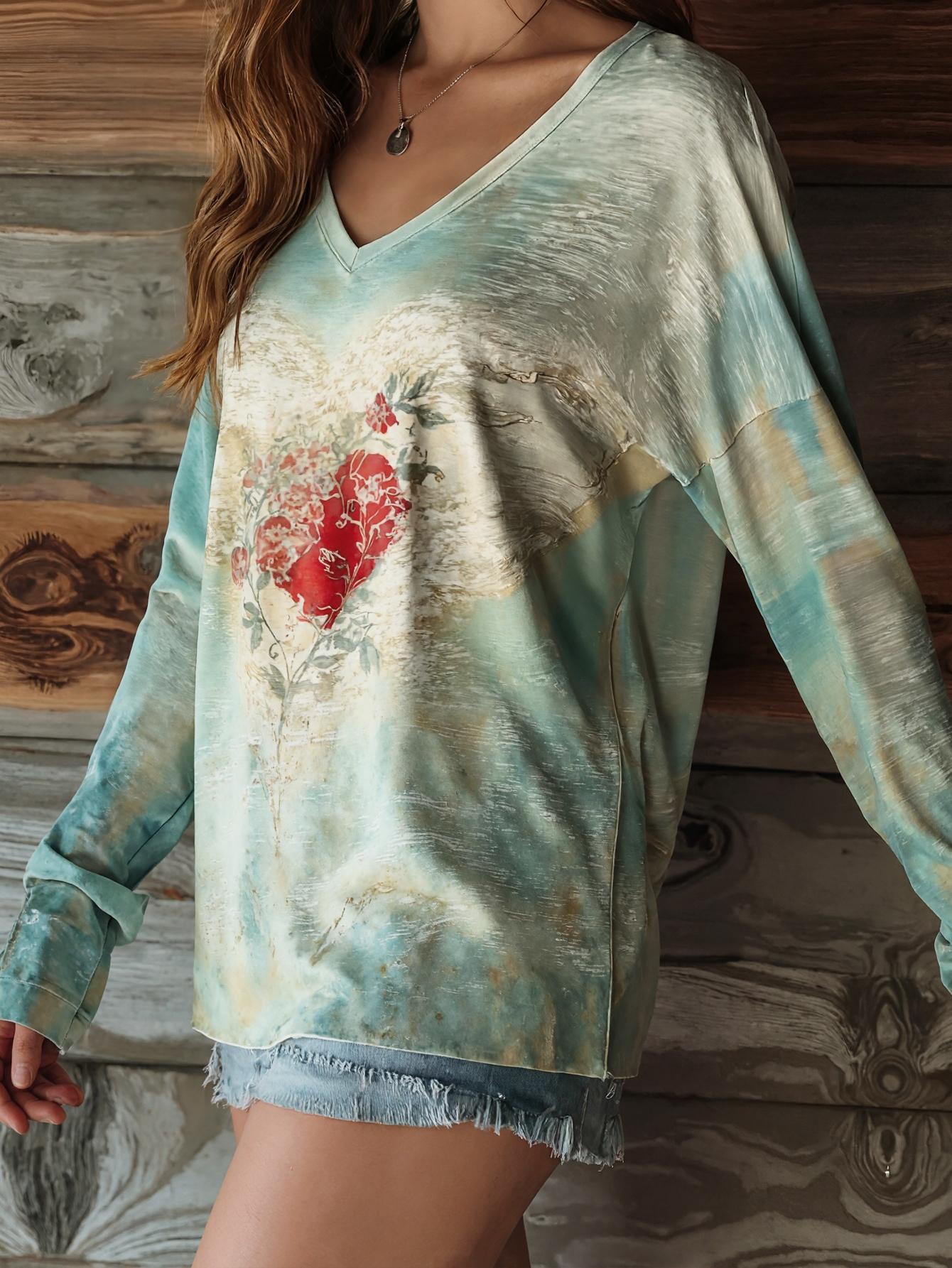 Plus Size, Fall/Winter Women's Casual Retro Style Long-Sleeved T-Shirt with Flower and Heart Print V-Neck and Unique Design Large Size Women's Top