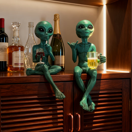 2pcs Green Alien Drinking Resin Collectibles - Sci-Fi Figurines with Wine & Beer for / Use, Space-Themed Desk & Shelf Decor Suitable for Living Room, Office, Bookshelf - Unique Gift for SF Fans, Resin Statues