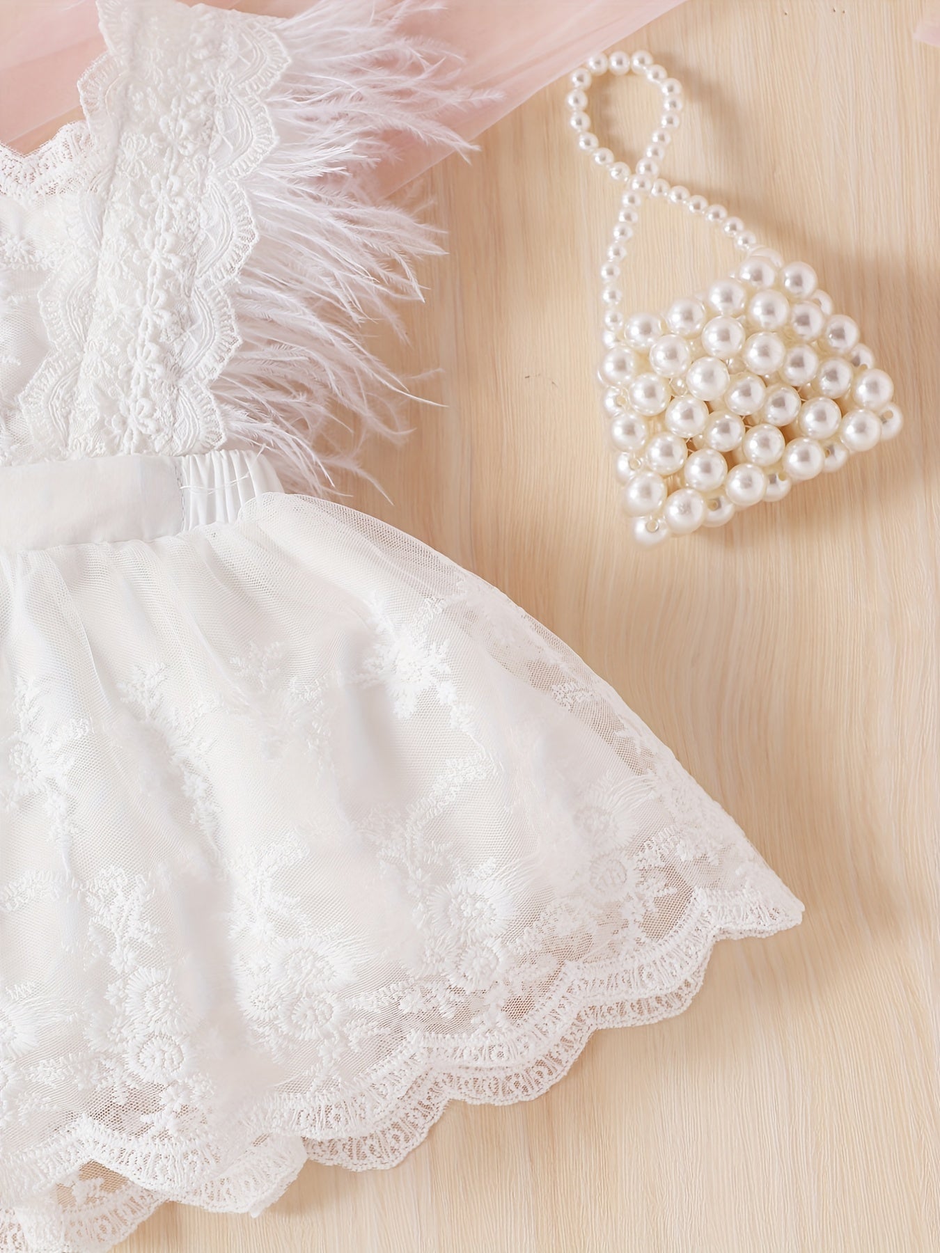 Girls' Summer Sleeveless Lace Dress with Floral Embroidery & Tulle Skirt - Knee-Length Princess Dress, White with Pink & Blue Roses, Elegant Bow Detail, Perfect for Weddings & Special Occasions, Princess Dress for Girls, Wedd