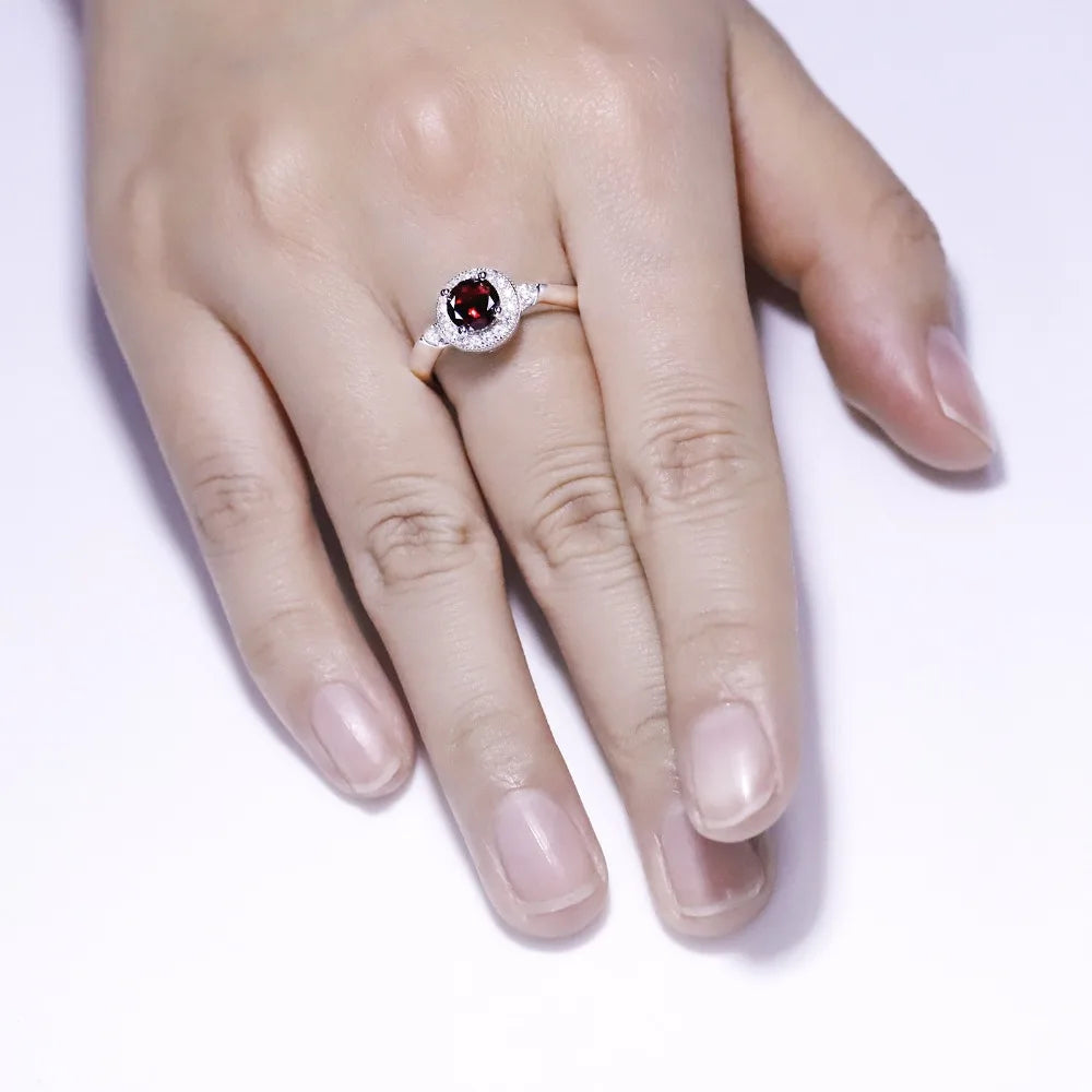 GEM'S BALLET 1.05Ct Round Natural Red Garnet Gemstone Ring 925 Sterling Silver Classic Wedding Rings for Women Fine Jewelry