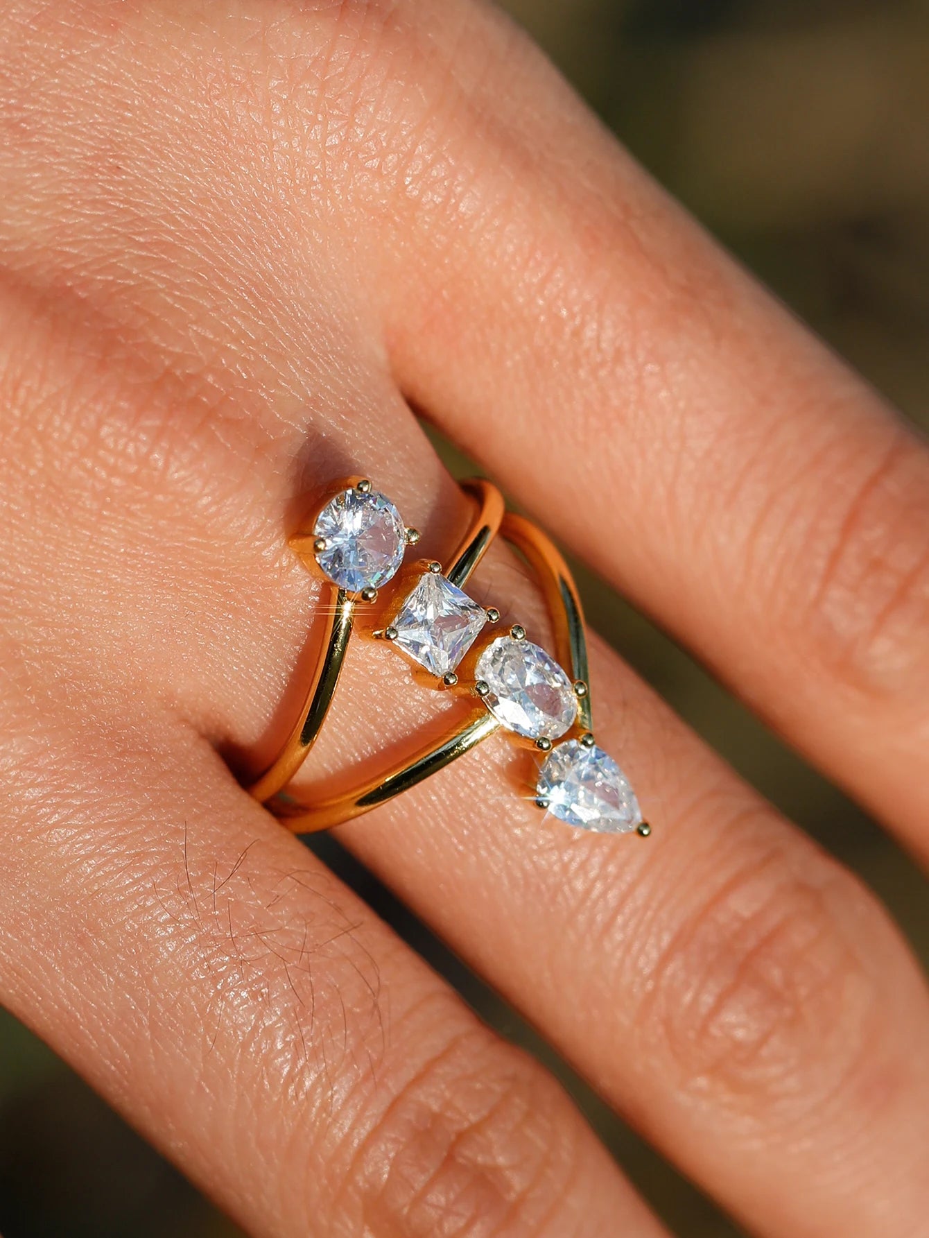 S925 Silver Multi-stone Design Moissanite Ring Fine Jewelry 18K Gold Plated Suitable for Anniversary and Wedding Jewelry Gifts