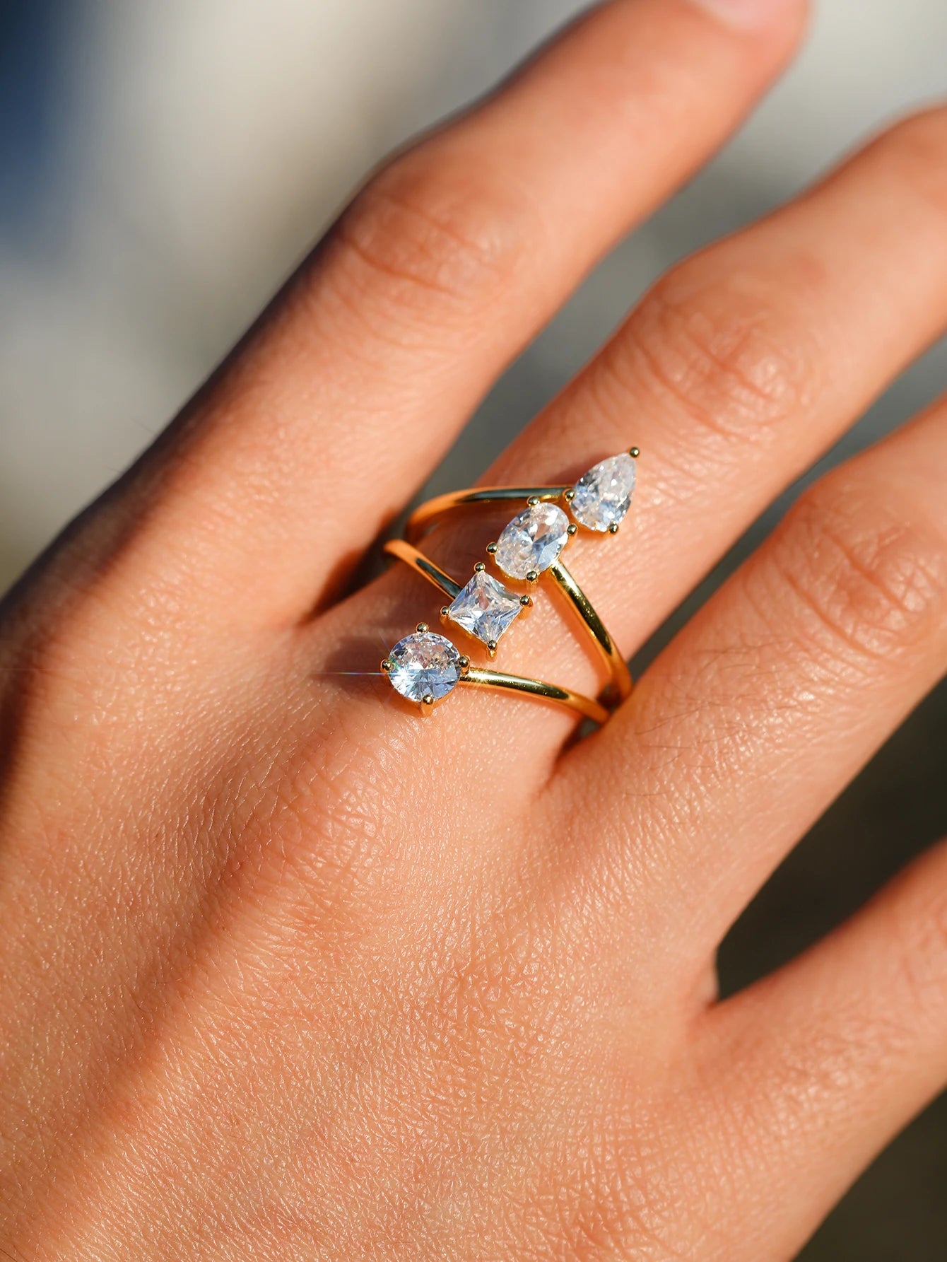 S925 Silver Multi-stone Design Moissanite Ring Fine Jewelry 18K Gold Plated Suitable for Anniversary and Wedding Jewelry Gifts