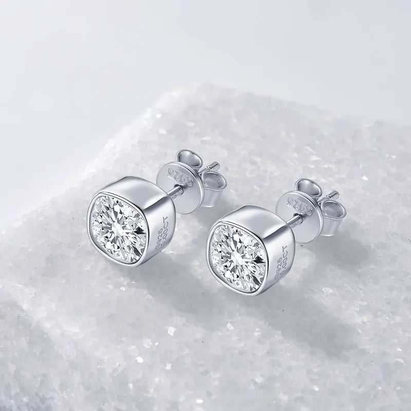 OXTAO Moissanite Stud Earrings 925 Sterling Silver D Color Moissanite Square Earrings for Men Women Certified Jewelry 6x6mm 1CT