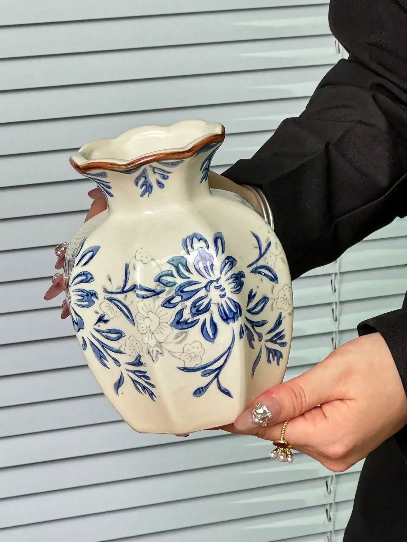 1 Pc Blue & White Porcelain Vase, New Chinese Retro Flower Vase, Living Room, Entrance, Office Floral Decor, Atmosphere Photogra