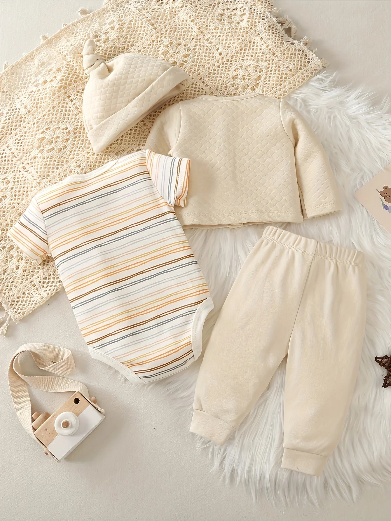 4pcs Baby Girls Autumn & Winter Set, Crew Neck Outdoor Outfit Including Thick Coat, Long Pants, Triangle Romper And Hat, Cotton Sweat-absorbent Outerwear Romper Set, Newborn Hospital Essentials, Special, Perfect for Outdoor