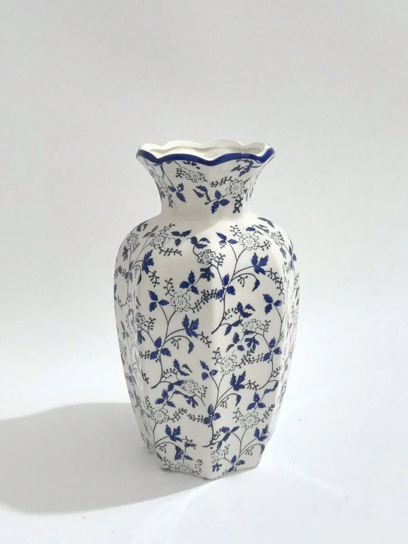 1 Pc Blue & White Porcelain Vase, New Chinese Retro Flower Vase, Living Room, Entrance, Office Floral Decor, Atmosphere Photogra