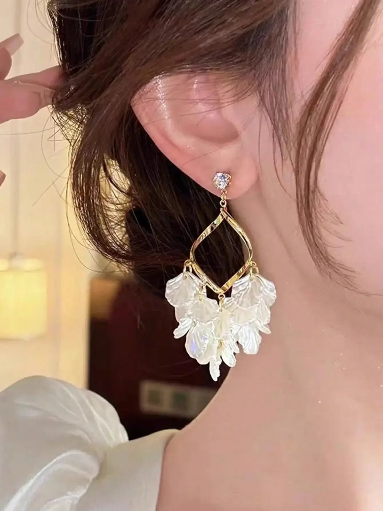 1pair Sweet High-Grade Delicate Petal & Flower Design Fashionable Daily Earrings For Elegant Women Valentines,Mom,Mother