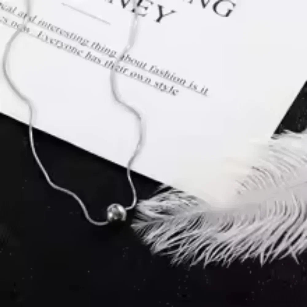 1 pc Women's Minimalist round Bead Necklace Versatile Temperament Collarbone Chain Jewelry Neck Chain Accessory