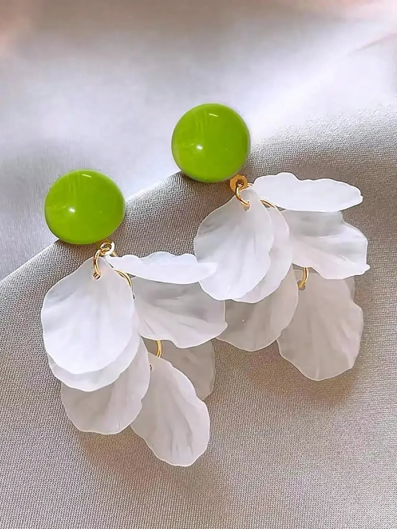 1pair Sweet High-Grade Delicate Petal & Flower Design Fashionable Daily Earrings For Elegant Women Valentines,Mom,Mother