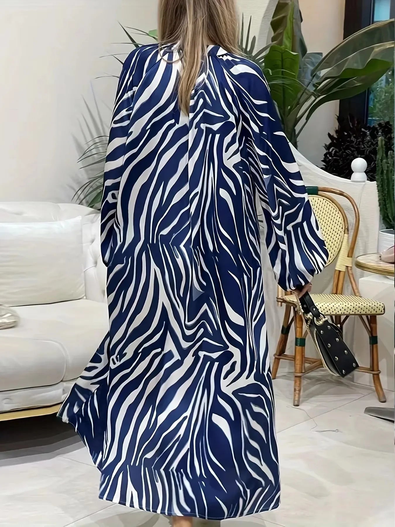Plus Size Women's Striped Long Sleeve Shirt Dress Fashion Lantern Sleeve Dress Elegant Button Decoration Casual Long Dress