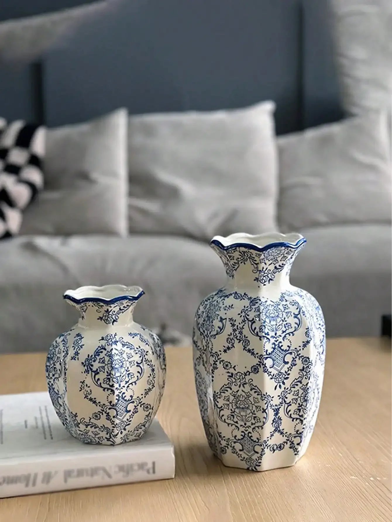 1 Pc Blue & White Porcelain Vase, New Chinese Retro Flower Vase, Living Room, Entrance, Office Floral Decor, Atmosphere Photogra