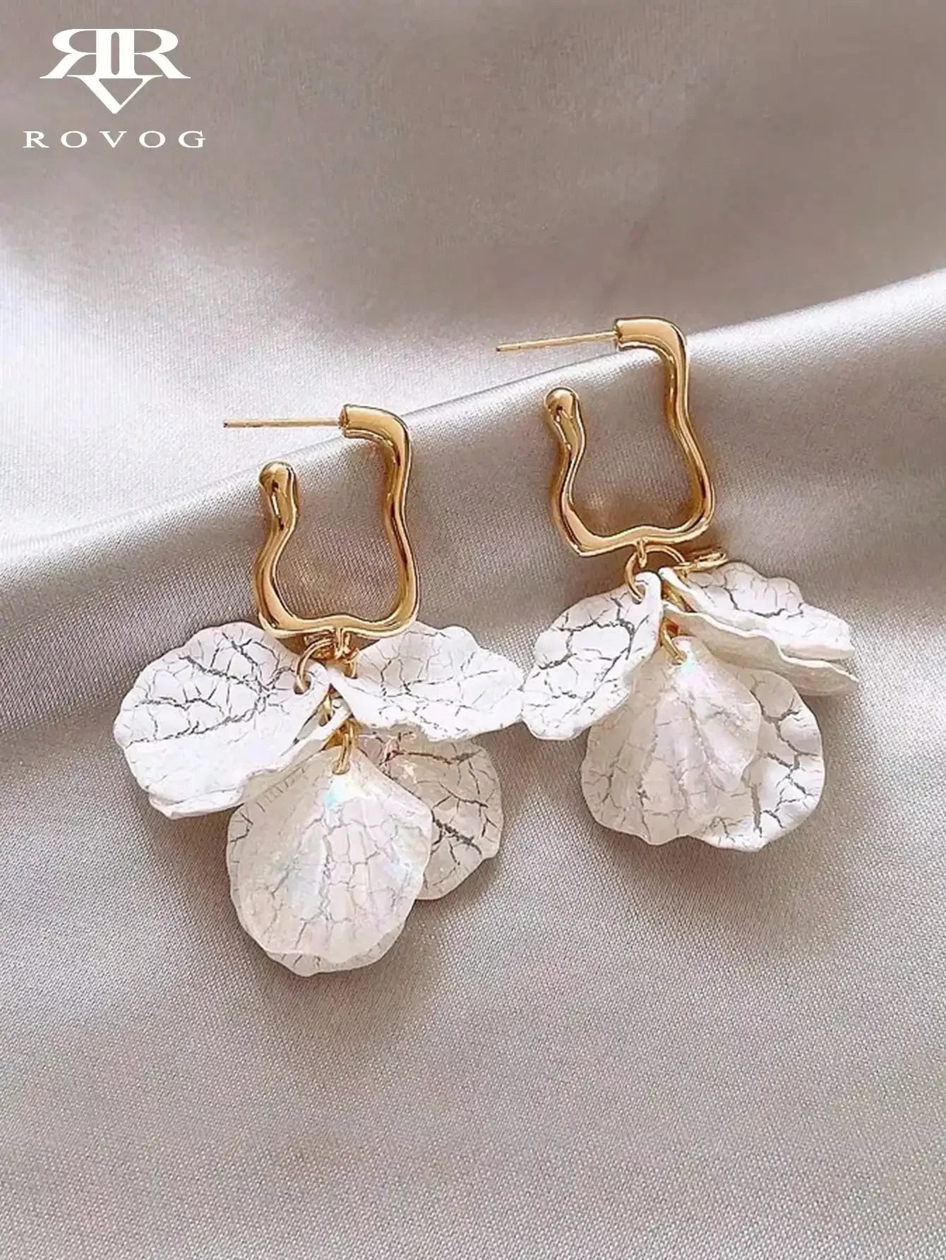 1pair Sweet High-Grade Delicate Petal & Flower Design Fashionable Daily Earrings For Elegant Women Valentines,Mom,Mother