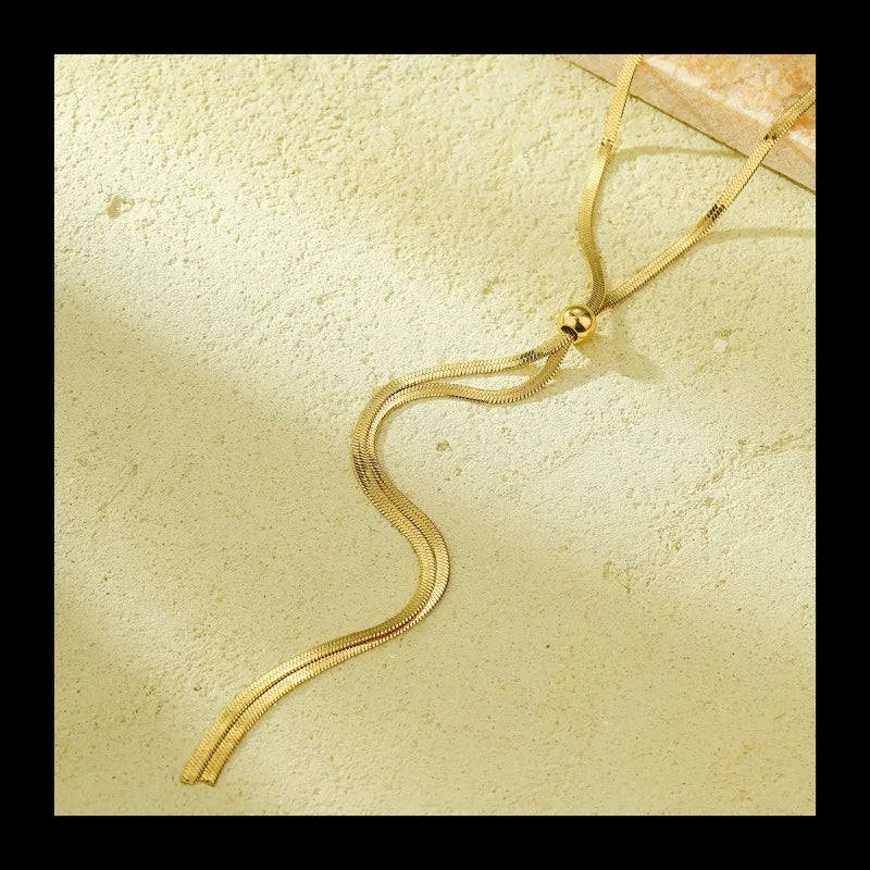 New Niche Light Luxury Style Can Be Pulled Long Necklace Fashionable Versatile High Sense Snake Bone Chain