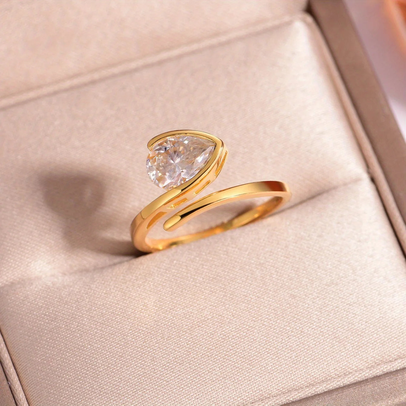 S925 Sterling Silver 1.5CT Pear Cut Moissanite Engagement Ring Fine Jewelry for Women 18K Gold Plated Plated