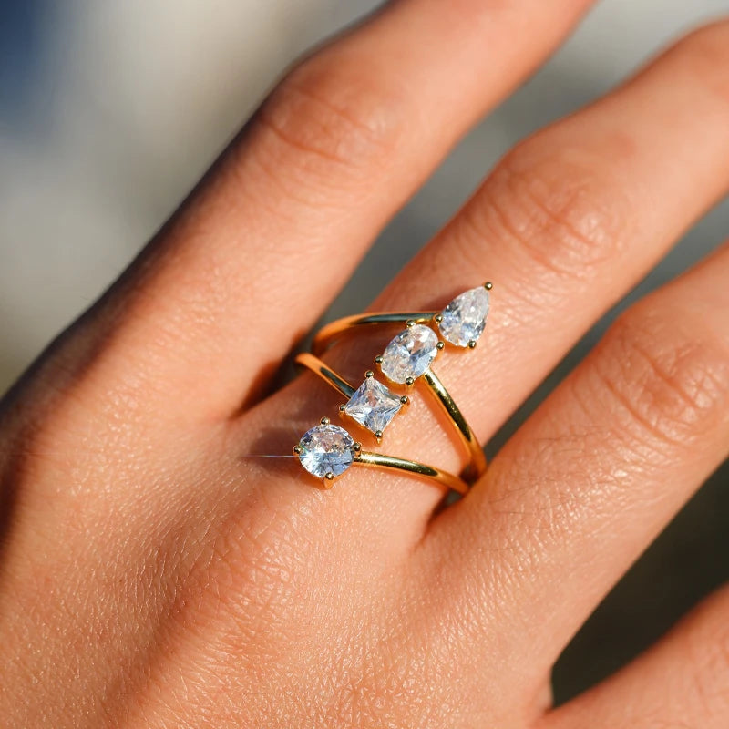 S925 Silver Multi-stone Design Moissanite Ring Fine Jewelry 18K Gold Plated Suitable for Anniversary and Wedding Jewelry Gifts