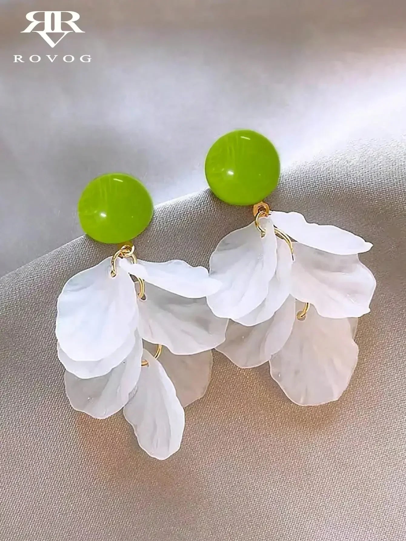 1pair Sweet High-Grade Delicate Petal & Flower Design Fashionable Daily Earrings For Elegant Women Valentines,Mom,Mother
