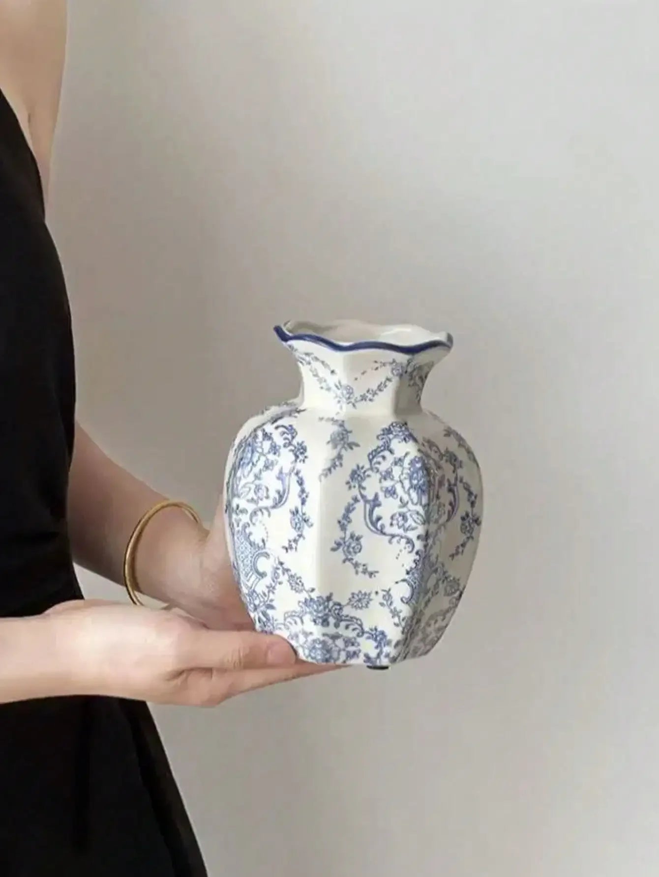 1 Pc Blue & White Porcelain Vase, New Chinese Retro Flower Vase, Living Room, Entrance, Office Floral Decor, Atmosphere Photogra