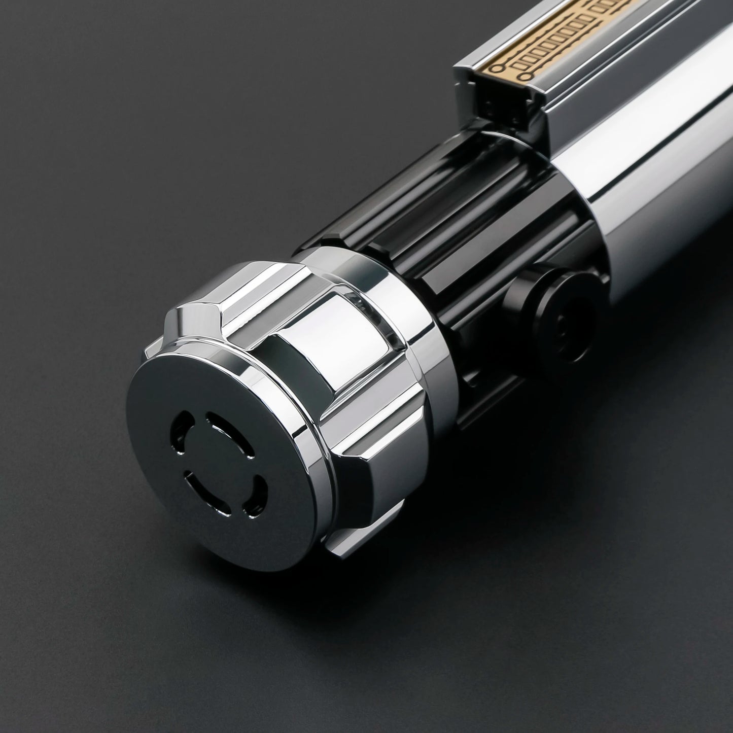 TXQSABER OBW EP3 Bluetooth Lightsaber 12colors Light Sword Smooth Swing FOC Blaster Metal Hilt Heavy Dueling Sword Jedi Cosplay Toys
