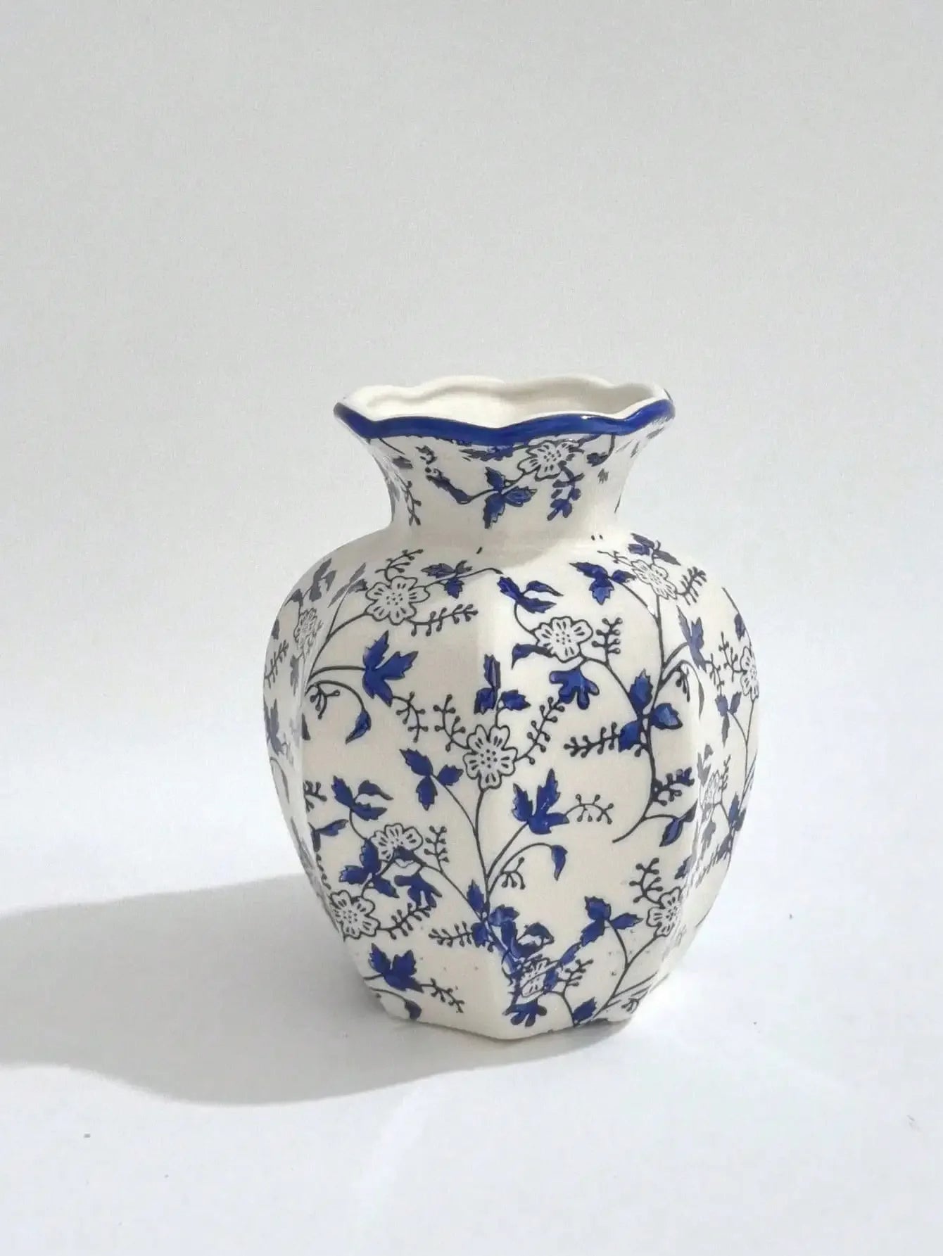 1 Pc Blue & White Porcelain Vase, New Chinese Retro Flower Vase, Living Room, Entrance, Office Floral Decor, Atmosphere Photogra