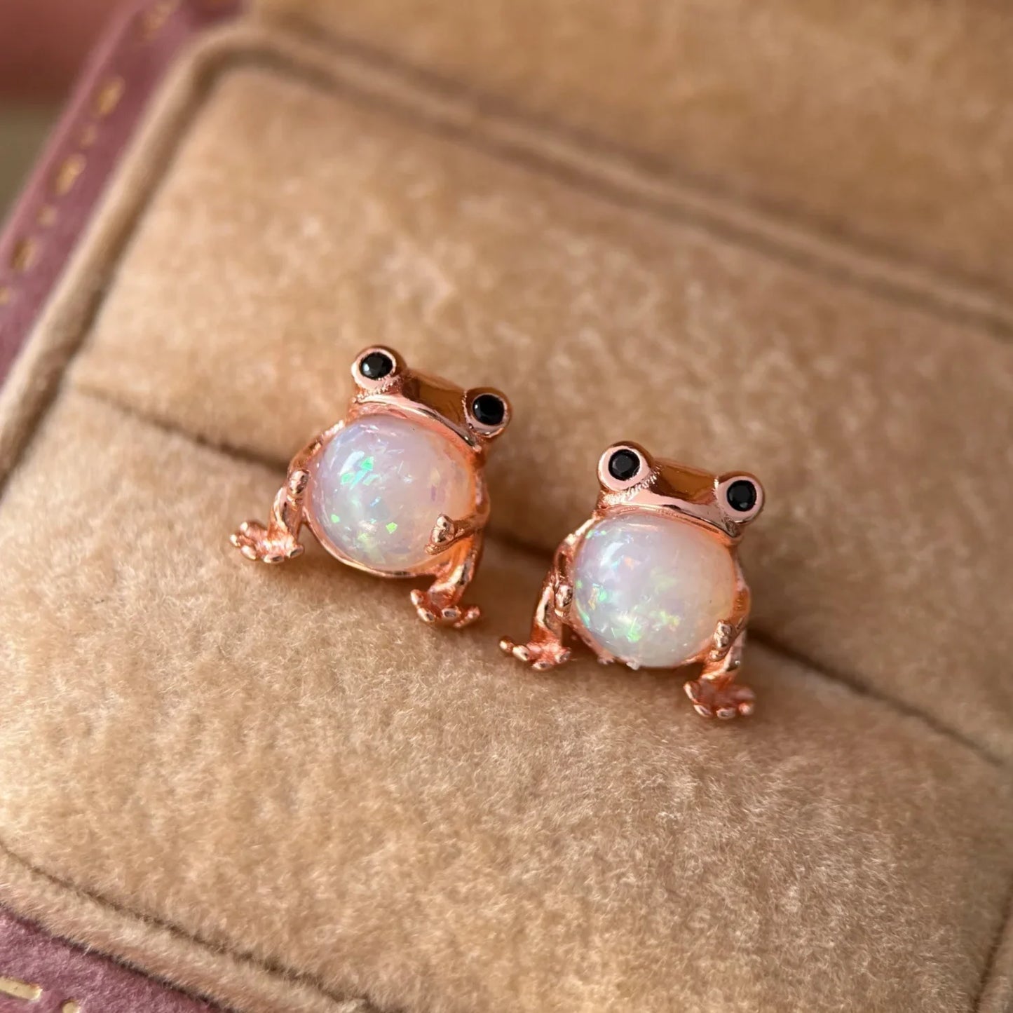 1Pair Cute Penguin Stud Earrings Elegant Penguin Theme Animal Jewelry Lovely Cartoon Design Daily Casual All Season Wear Accessory Birthday Gift For Women Girls