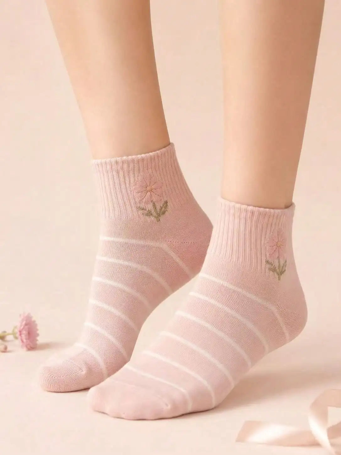 5 Pairs Women's Cute Bow & Floral Pattern Short Socks, Fashionable College Style, Comfortable & Breathable, Versatile For Daily, Sports, Casual Wear, Suitable For Spring, Summer, Autumn