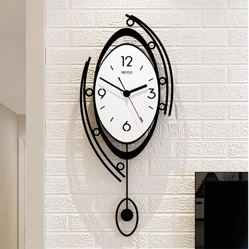 Modern Minimalist Clock Design Nordic Silent Circular Pendulum Hanging Wall Clock Living Room Decoration